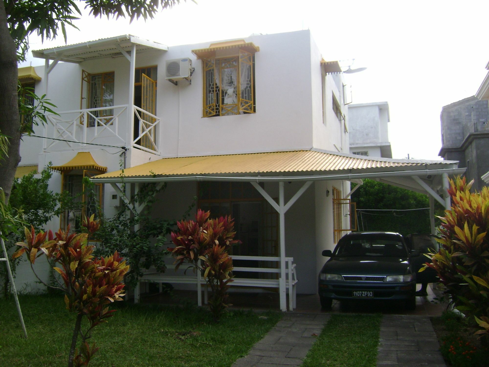 Sbe Villa Flic en Flac Bagian luar foto